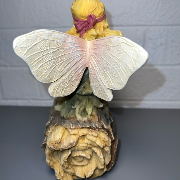 NEW design toscano statue Fairy  Hand Crafted  Vintage  Trinket Box￼￼￼  8”x8” - Picture 3 of 9